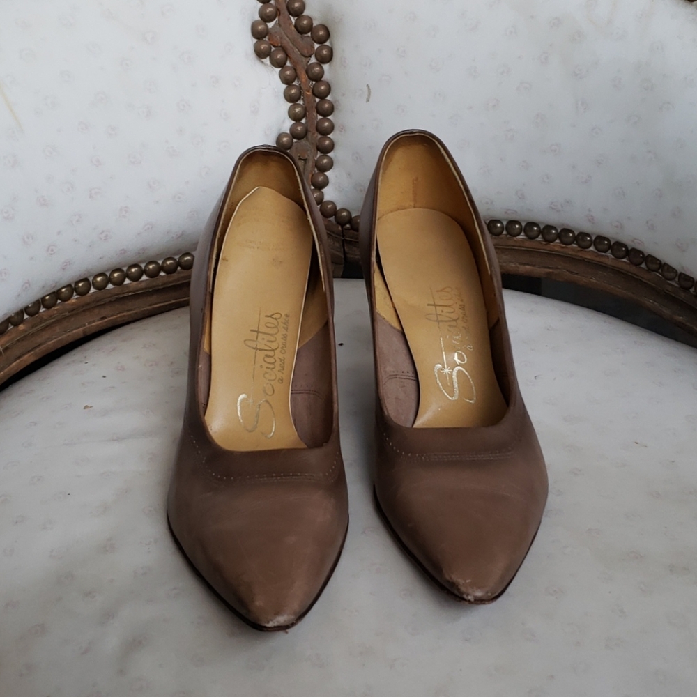Socialites vintage heels